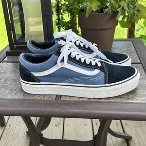 Vans Women’s  size 9/Mens size 7.5
